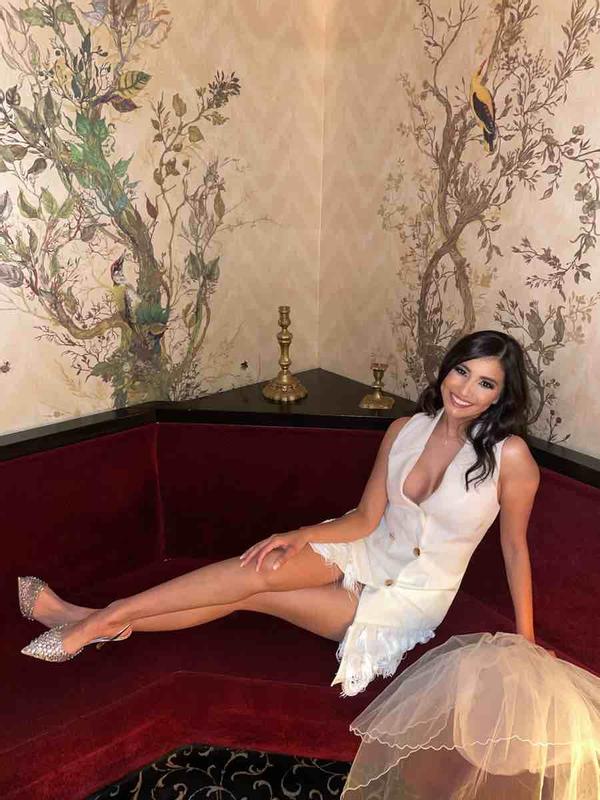 Review Thumbnail Image 0 215651854