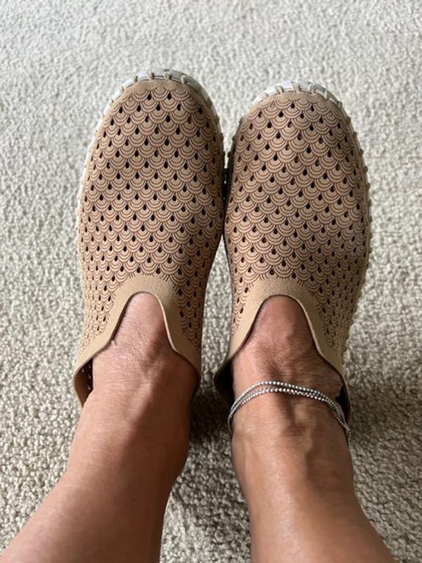 Customer photo for "Love the shoe!"
