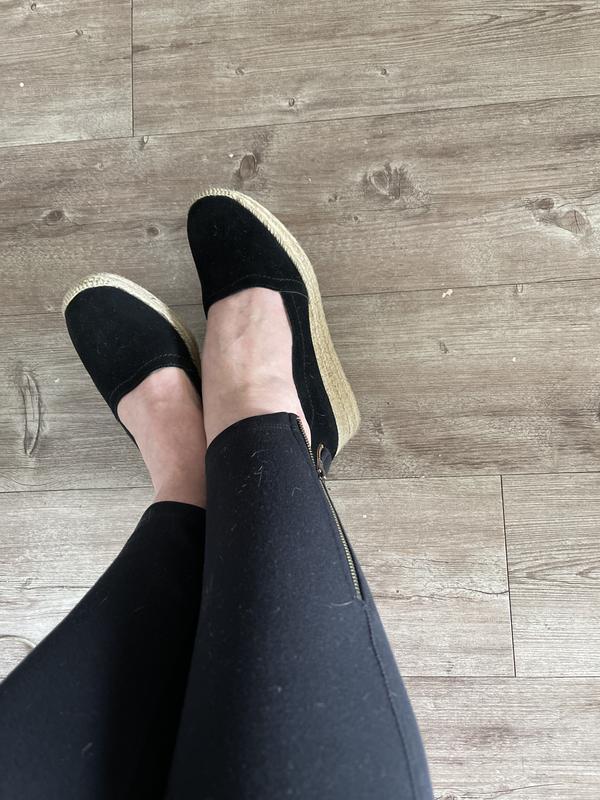 Review Thumbnail Image 0 215774365