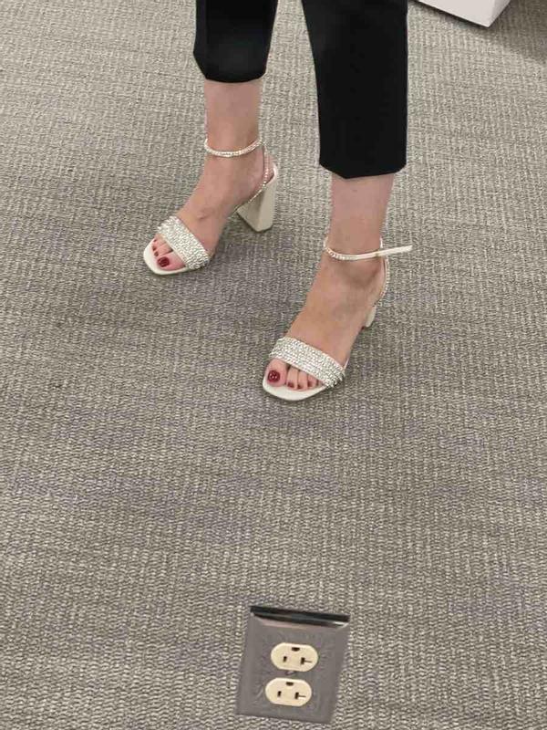 Review Thumbnail Image 0 217979327