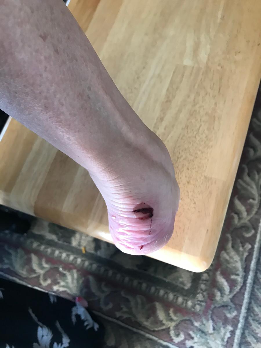 Review Thumbnail Image 0 199910715