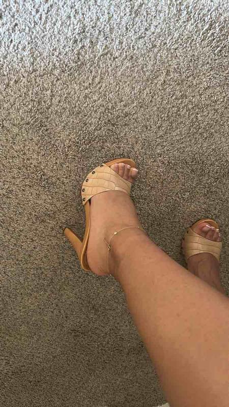 Review Thumbnail Image 1 244487409