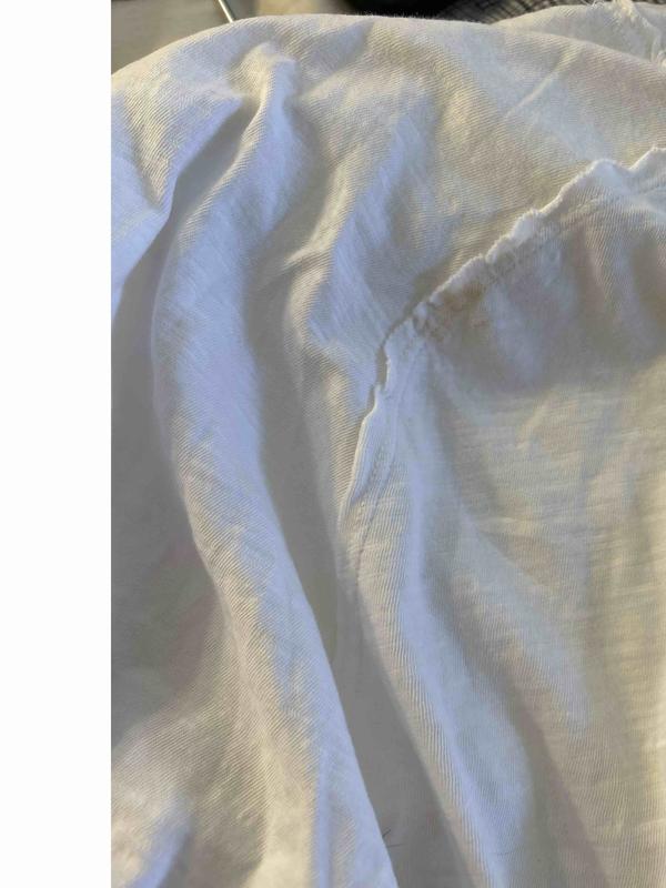 I love this shirt but they sent me a used one ew