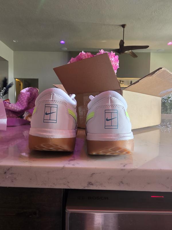 Review Thumbnail Image 0 249579392