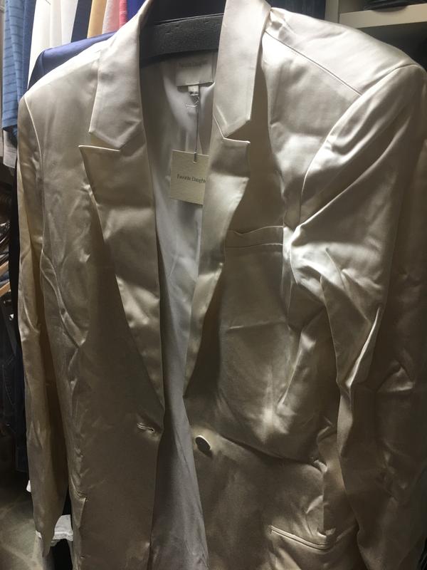 Review Thumbnail Image 0 229735771