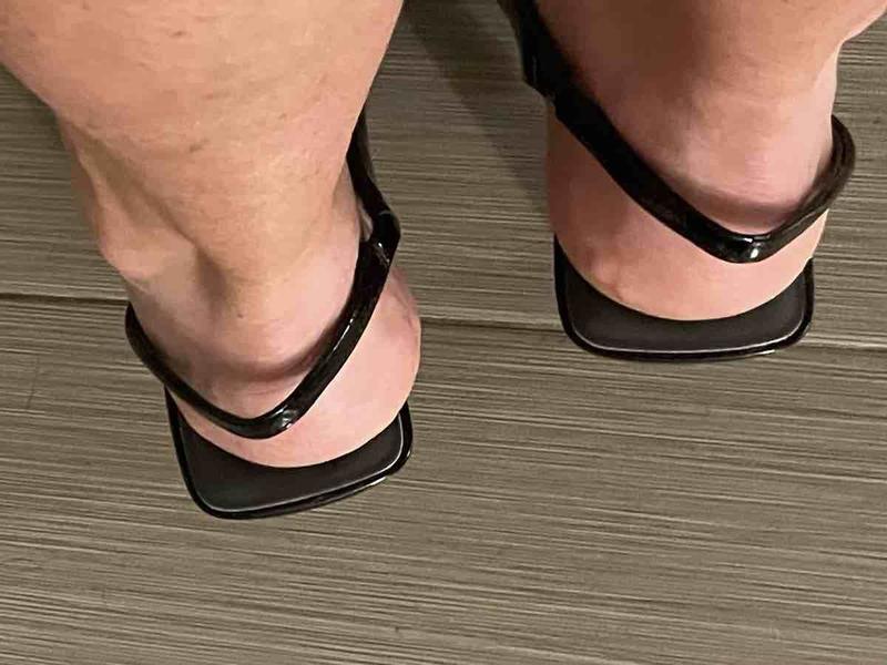 Review Thumbnail Image 0 219864574