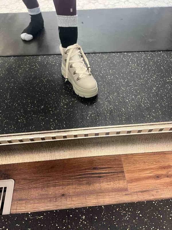 Review Thumbnail Image 0 230070407