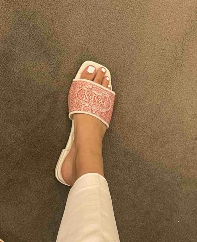 Review Thumbnail Image 0 217838252