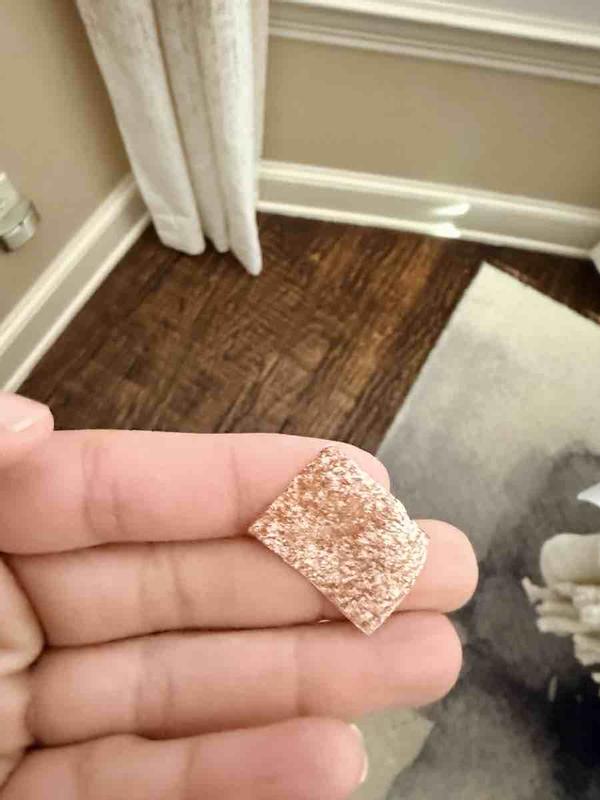 Customer photo for "should be 5 star — but poor handling"