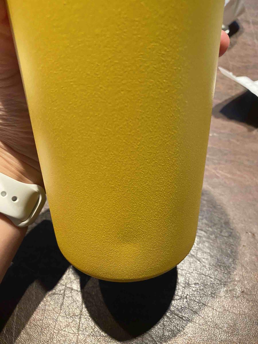 Love the color, but defective bottle :(