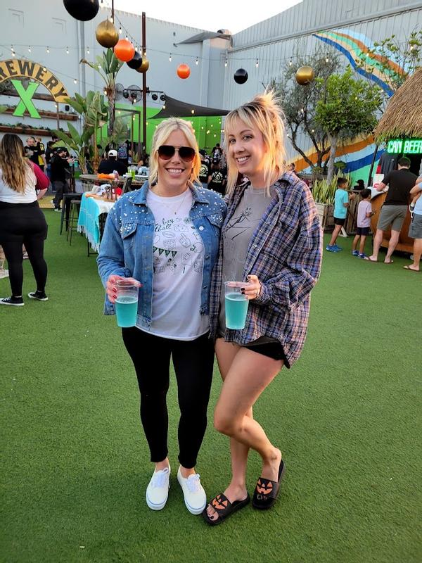 Review Thumbnail Image 0 245980557