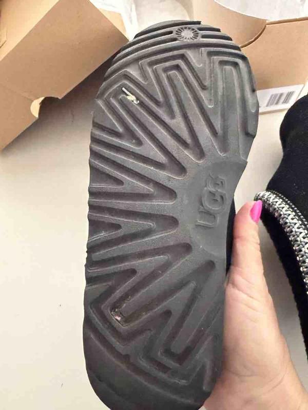 Customer photo for "Arrived worn"