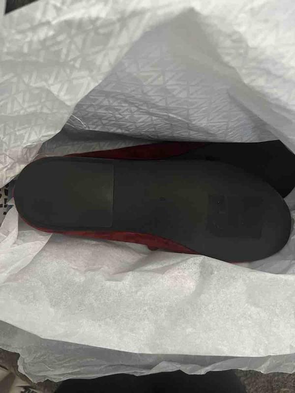 Customer photo for "Sent used shoes AGAIN"
