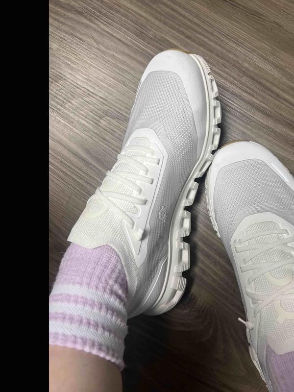 Review Thumbnail Image 0 243718412