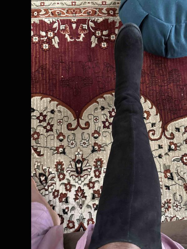 Customer photo for "Here is the reason Black Suede is sold out"