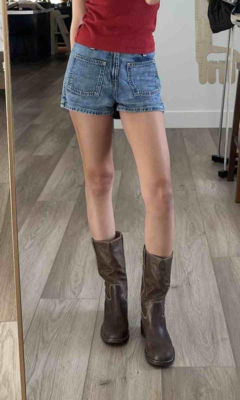 Review Thumbnail Image 0 244833619