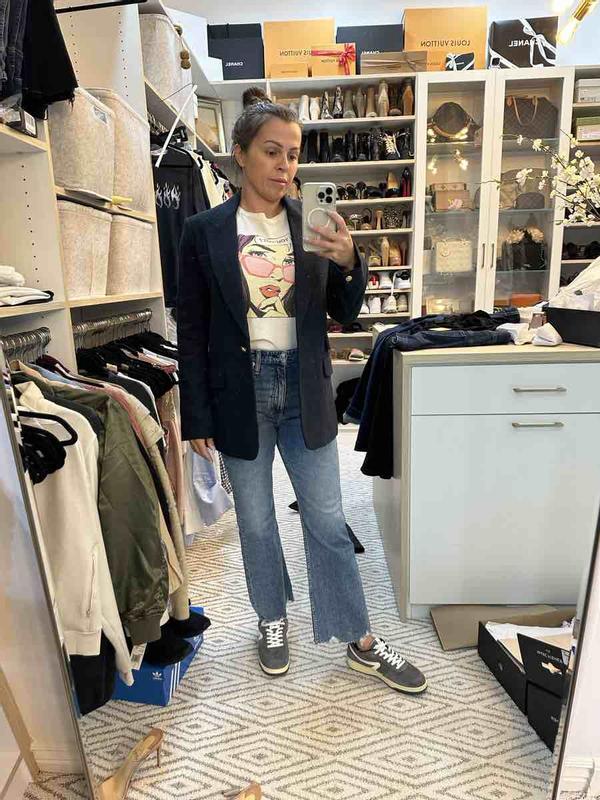 Review Thumbnail Image 0 227042557