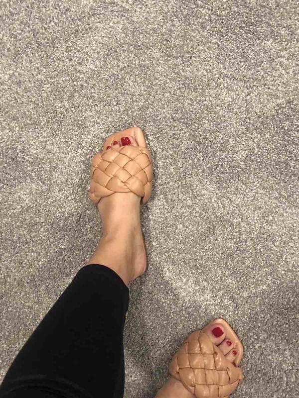 Review Thumbnail Image 1 215787681