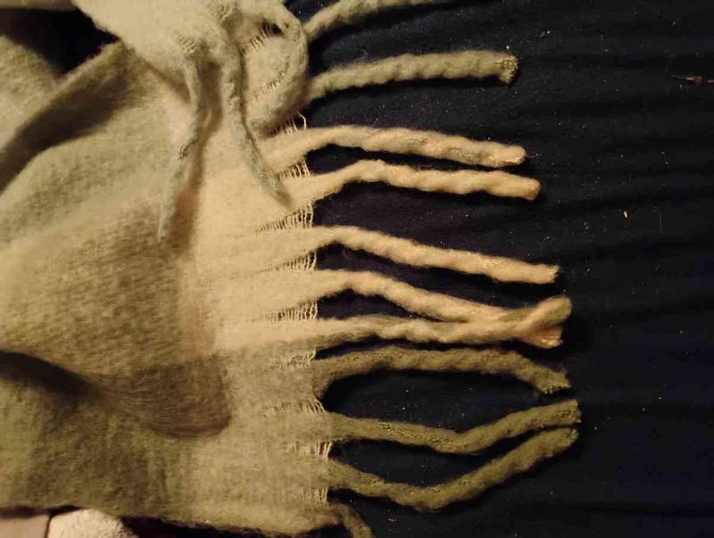 Review Thumbnail Image 0 239890885