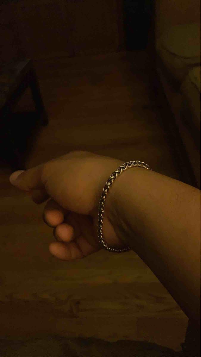 Review Thumbnail Image 0 209353811