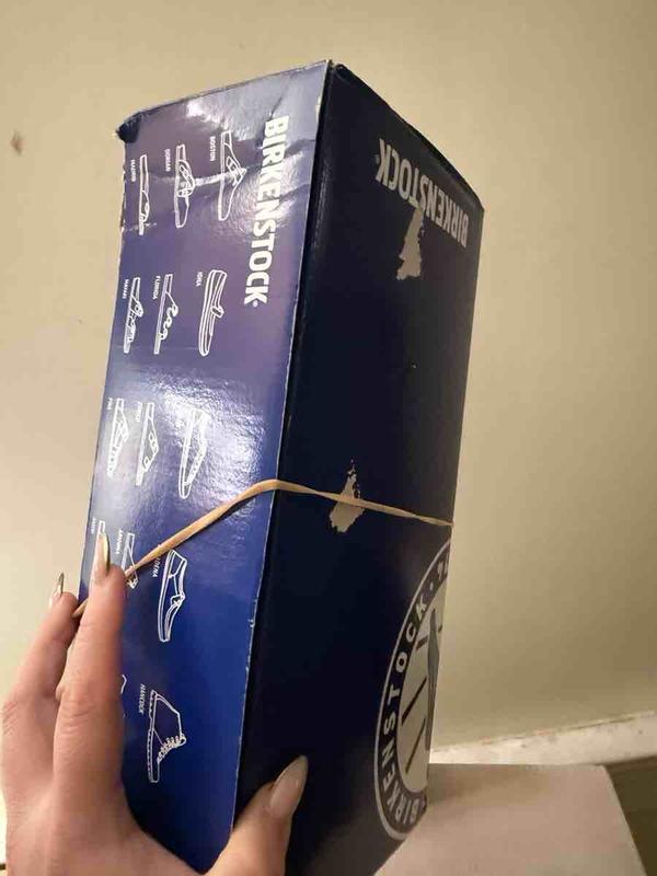 Customer photo for "so disappointed in the quality Nordstrom ships out"