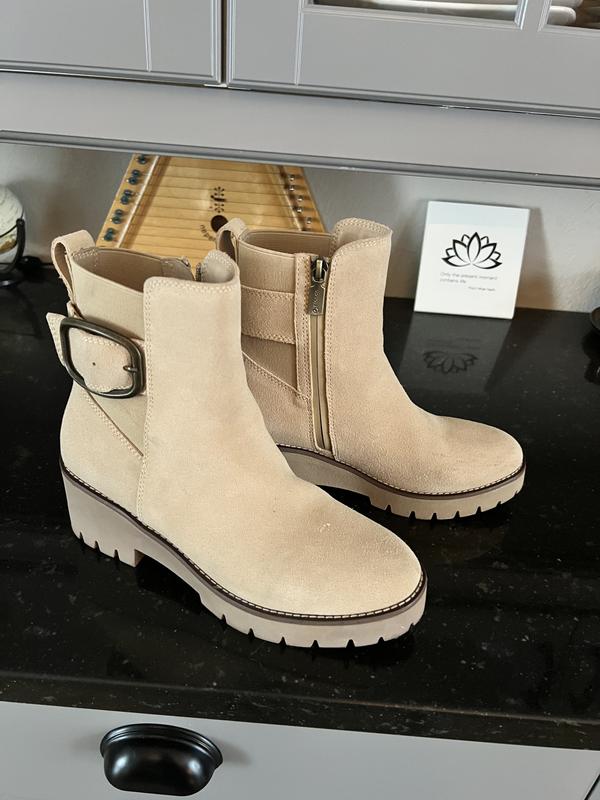 The boot that makes you feel good!