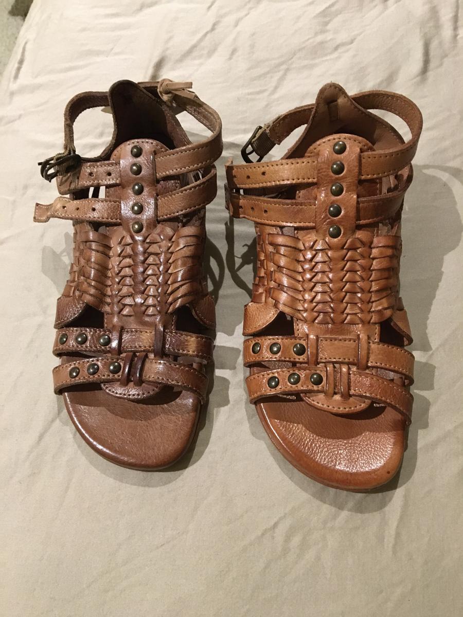 Review Thumbnail Image 0 197923858