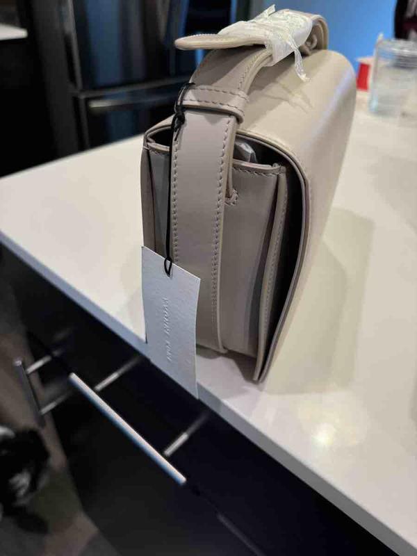 Review Thumbnail Image 1 234456100