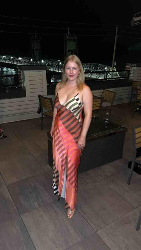 Review Thumbnail Image 0 244257384