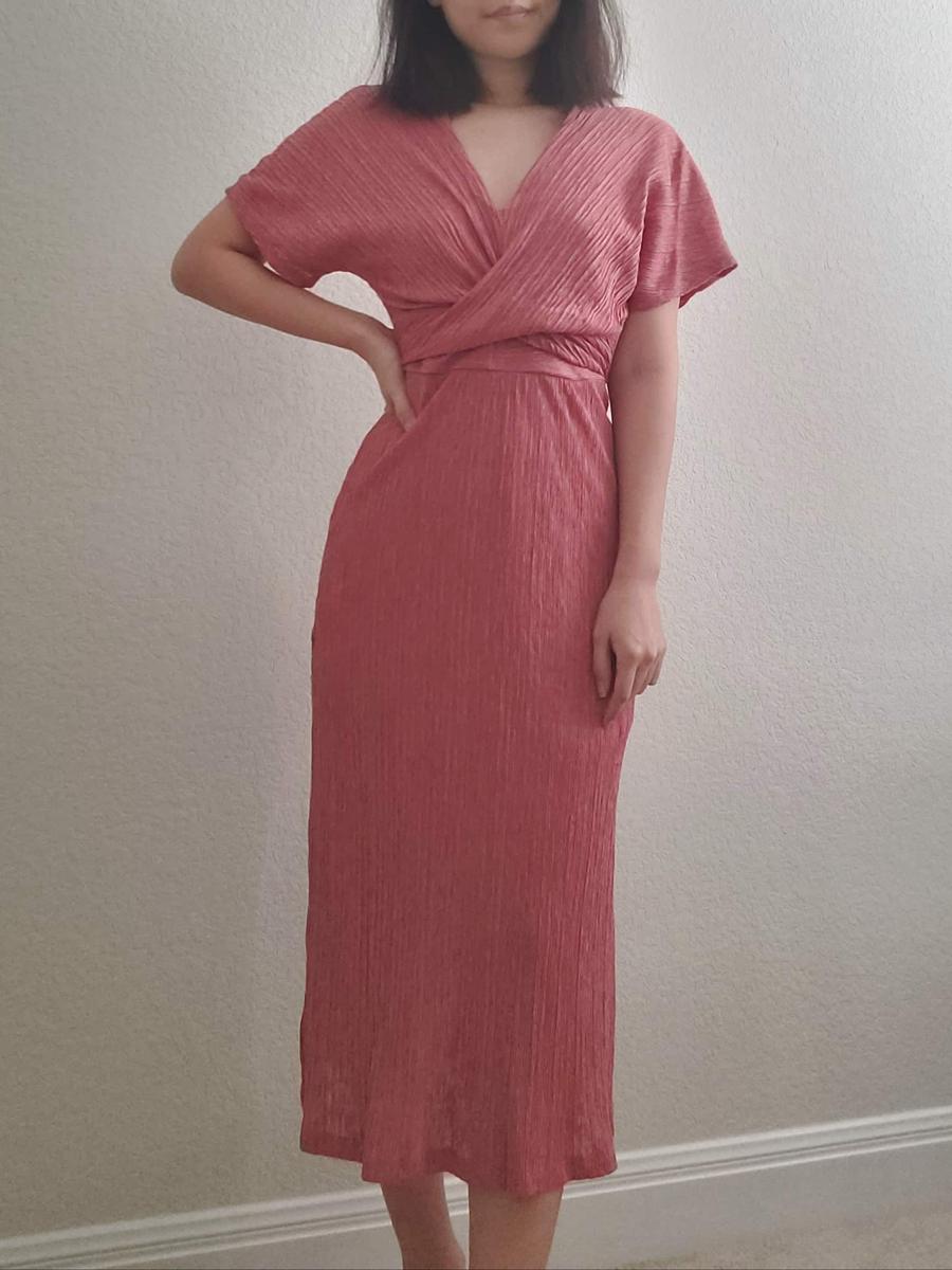 Customer photo for "Pretty color and silhouette"