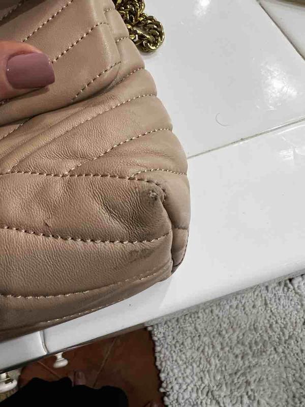 Customer photo for "cheaply made"