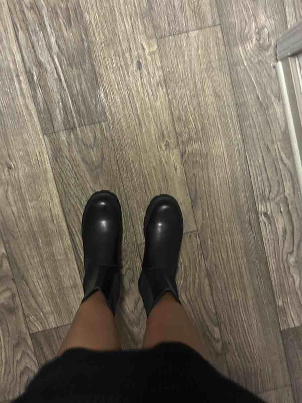 Customer photo for "cute in theory, terrible in reality"
