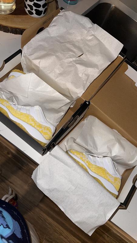 Review Thumbnail Image 0 225437181