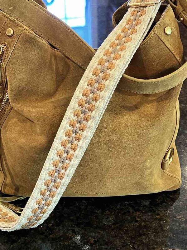 Review Thumbnail Image 0 244298406