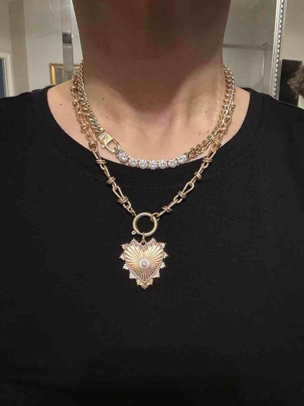 Review Thumbnail Image 0 247941988