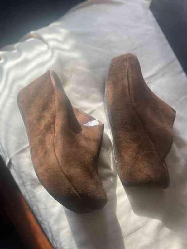 Review Thumbnail Image 1 229584090