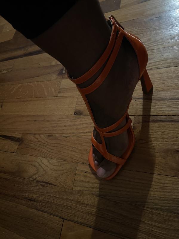 Review Thumbnail Image 0 223640438