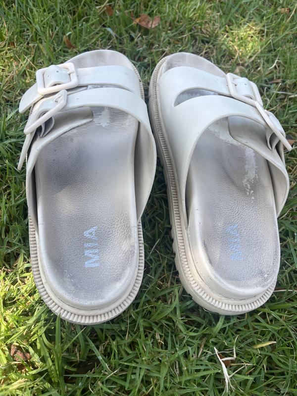 Review Thumbnail Image 1 243241378