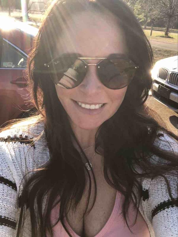 Review Thumbnail Image 0 215493238