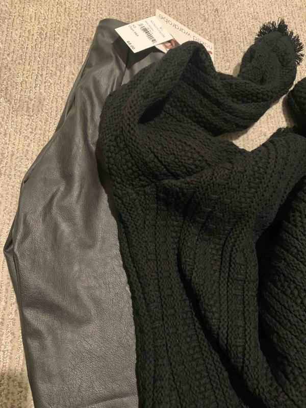 Review Thumbnail Image 0 212463644