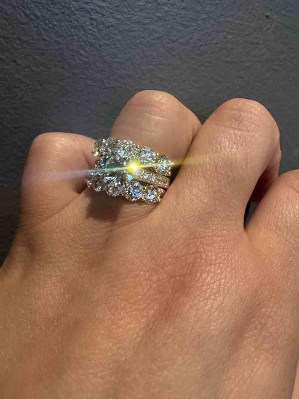 Review Thumbnail Image 0 242308923