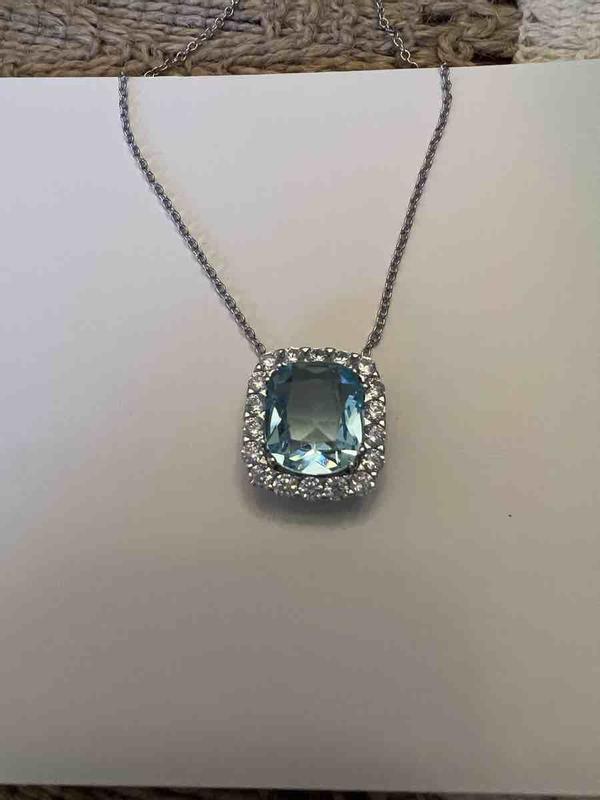 Review Thumbnail Image 0 225910071