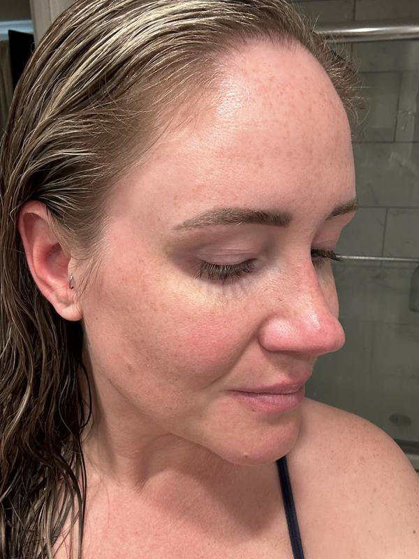 Customer photo for "Sticky feeling serum!"