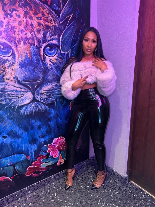 Review Thumbnail Image 0 249306961