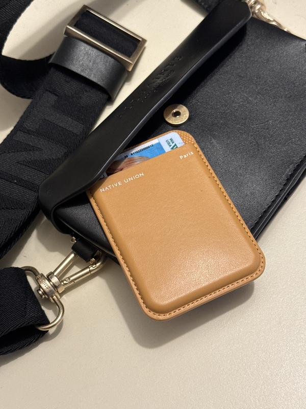 Customer photo for "I love how it’s so easy to get to phone"