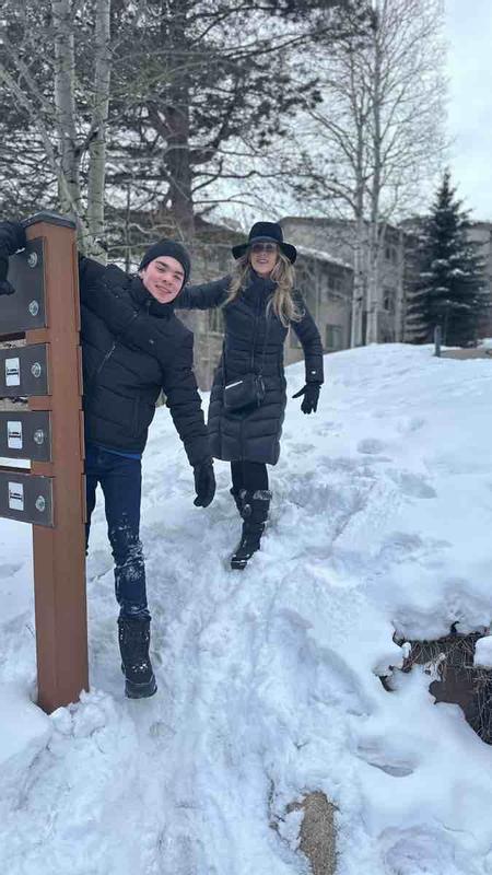 Review Thumbnail Image 0 239334553