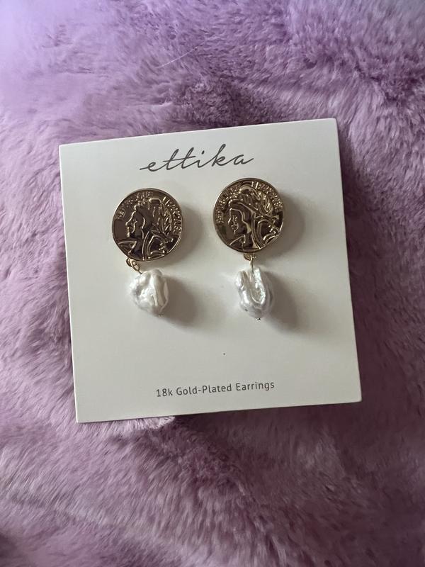 Customer photo for "Charming earrings"