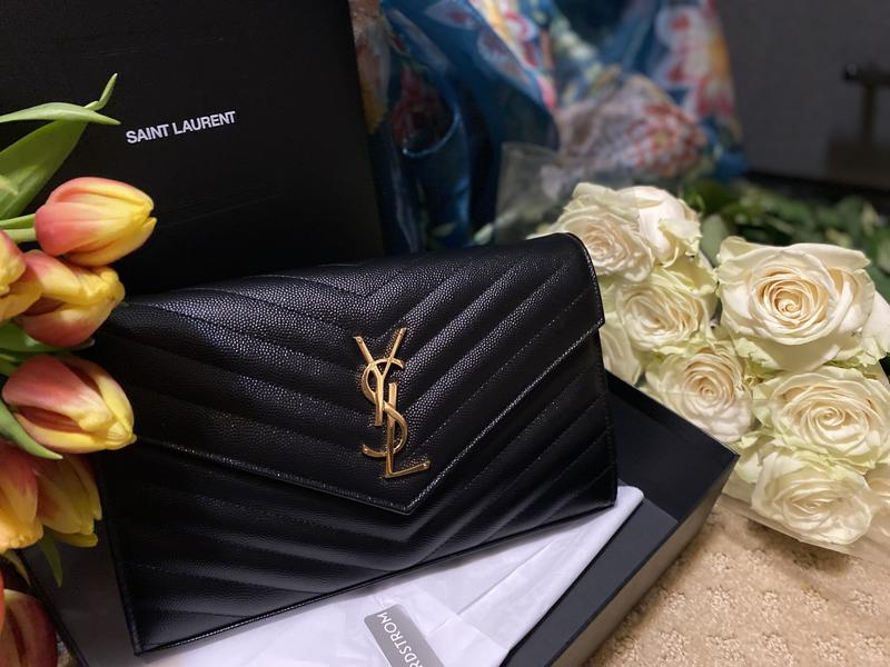 Customer photo for "Classic Bag"
