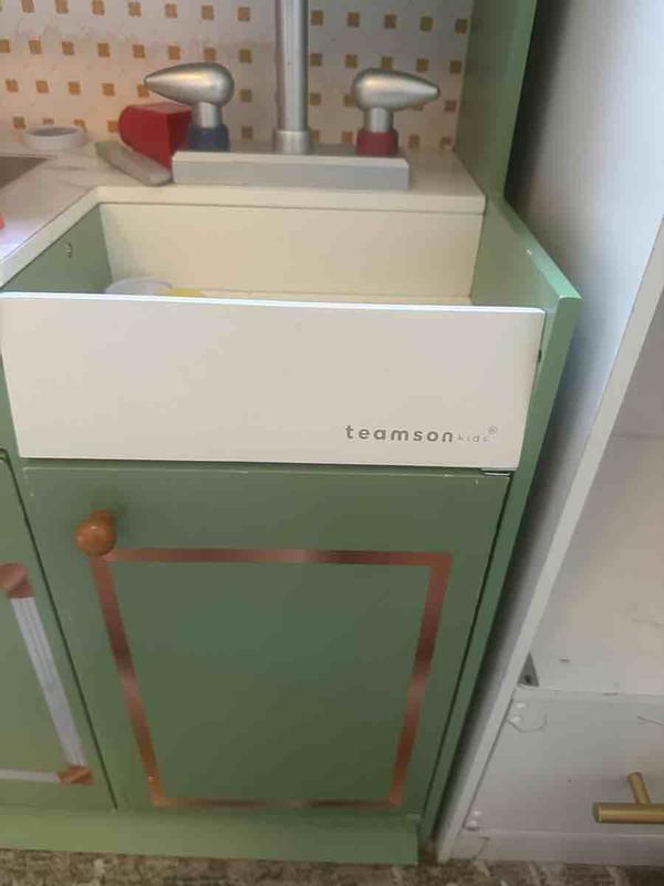 Customer photo for "broke down immediately after assembling"