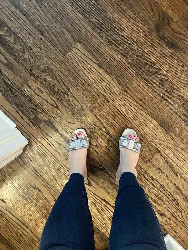 Review Thumbnail Image 0 218784256